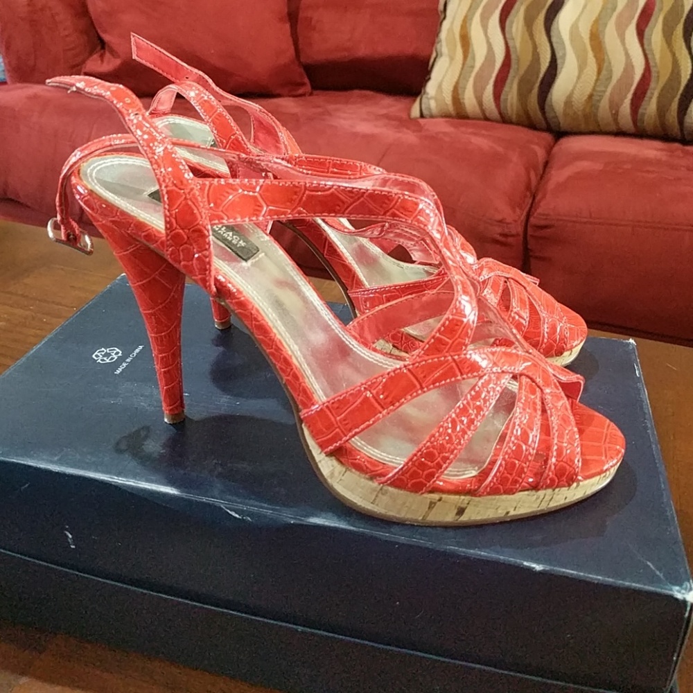 White House Black Market shoes